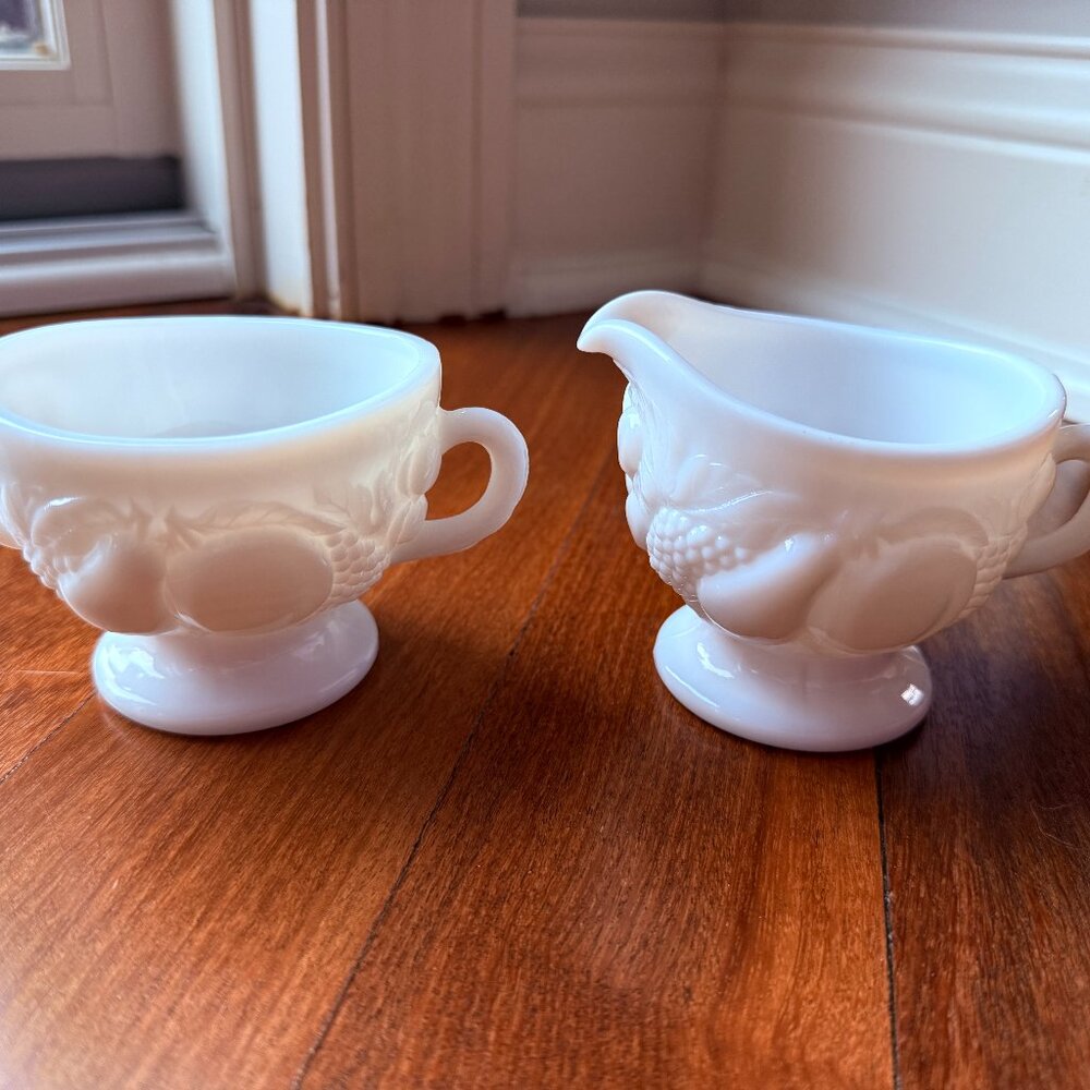 Vintage Westmoreland Della Robbia White Milk Glass Sugar & Creamer